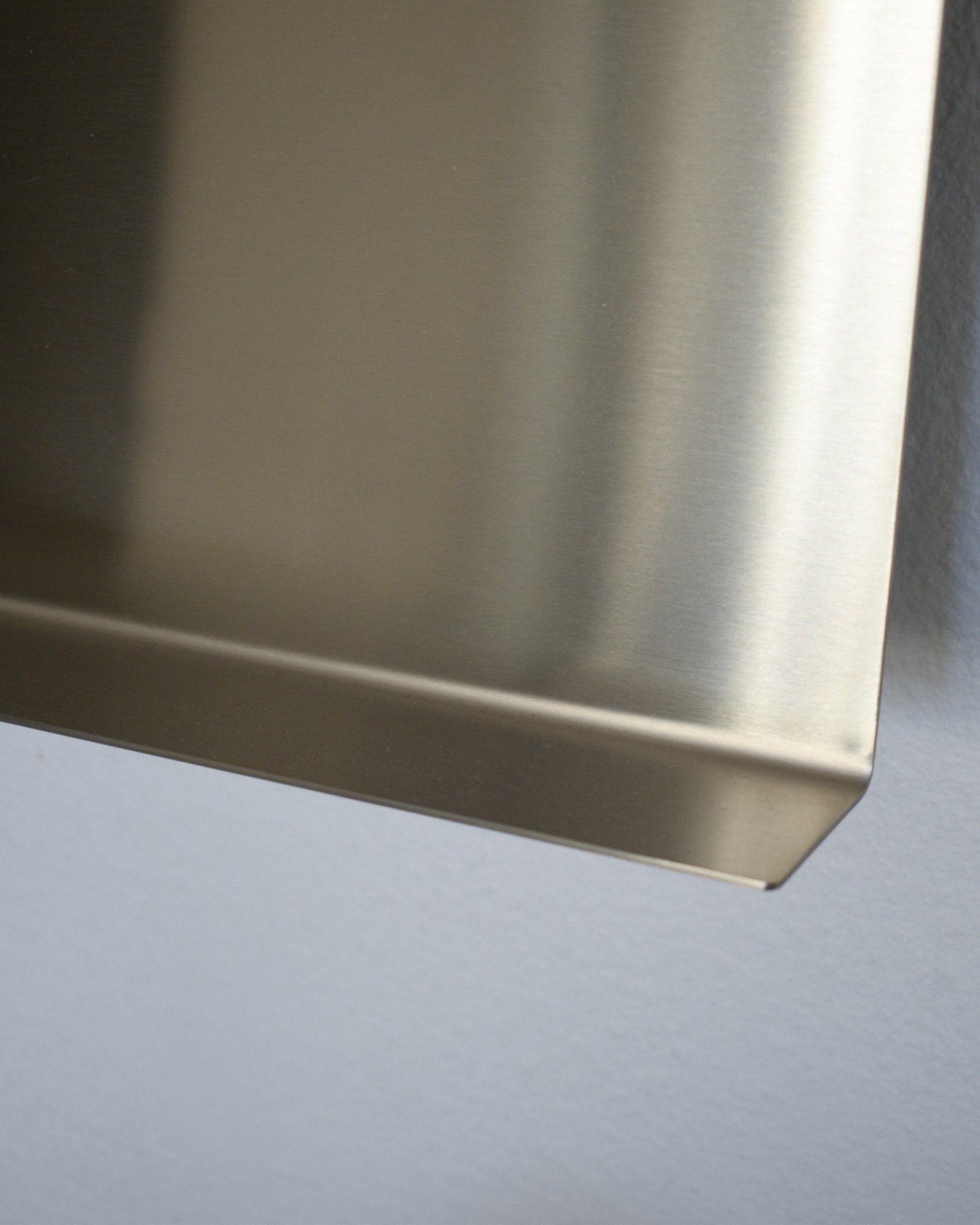 STÅL MAGASINHOLDER BODØ - Acier Studio